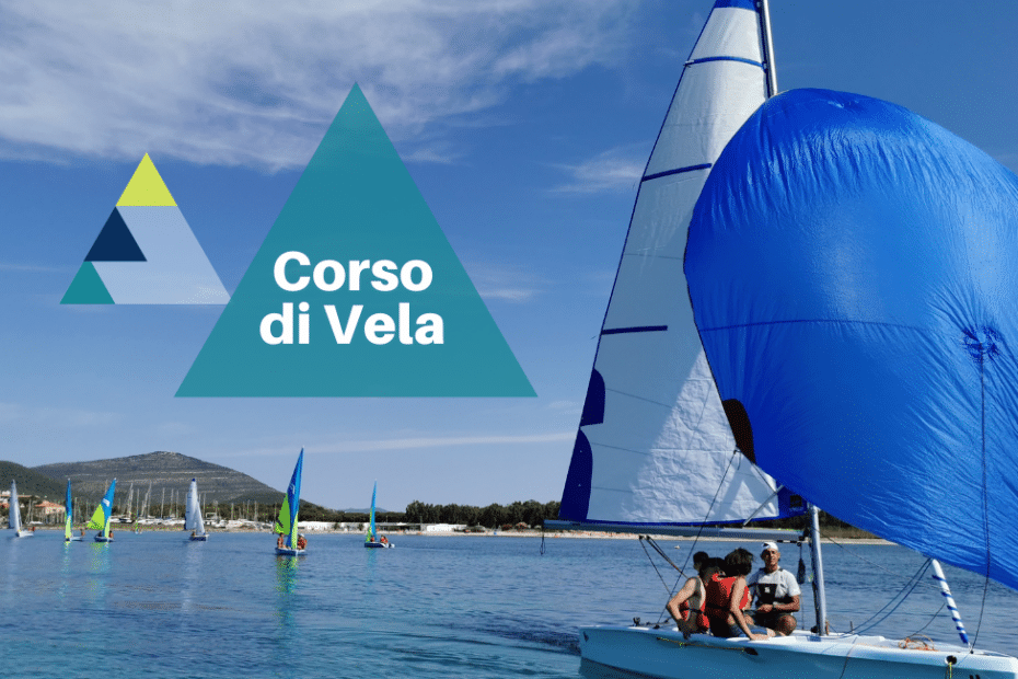 Corso di vela con barche e partecipanti sul mare.