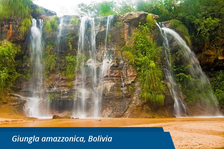 Cascate nella giungla amazzonica boliviana.